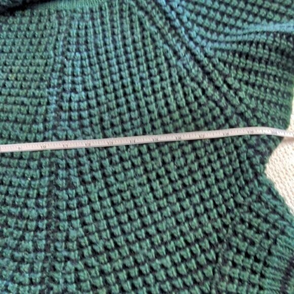 Orange Fountain Village Thick-Knitted Sz L/XL Cowl Neck Deep Army Green Sweater - Picture 8 of 8